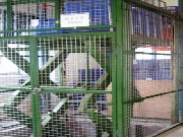 東(dōng)莞大東電子公(gōng)司閣樓貨貨梯(tī)4套